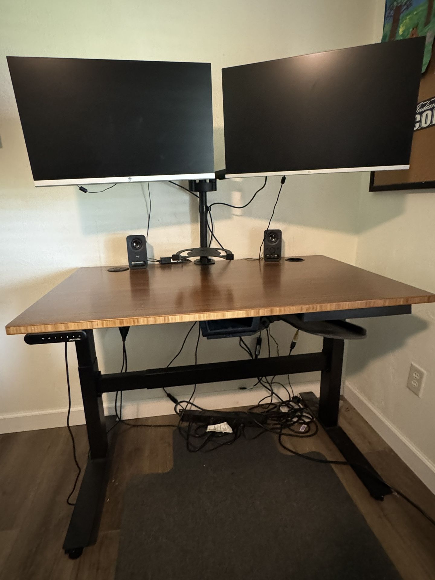 Uplift Electric Desk