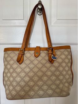 Dooney and Bourke purse