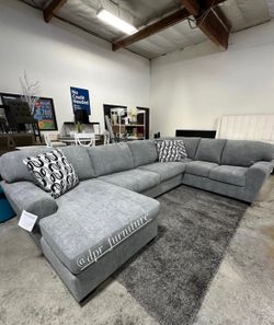 U-Shape Sectional 