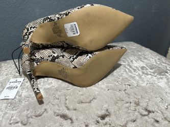 Express Heels