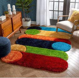 New 5’3"x7’7” 3D shaggy Aria rug Well Woven Loomed Polyester Multi Rectangular Indoor. Brand new condition. 5’3"x7’7”