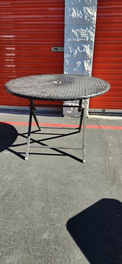 Outdoor table