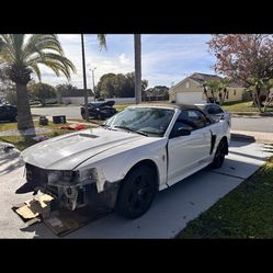 Ford mustang 2001 Convertible 