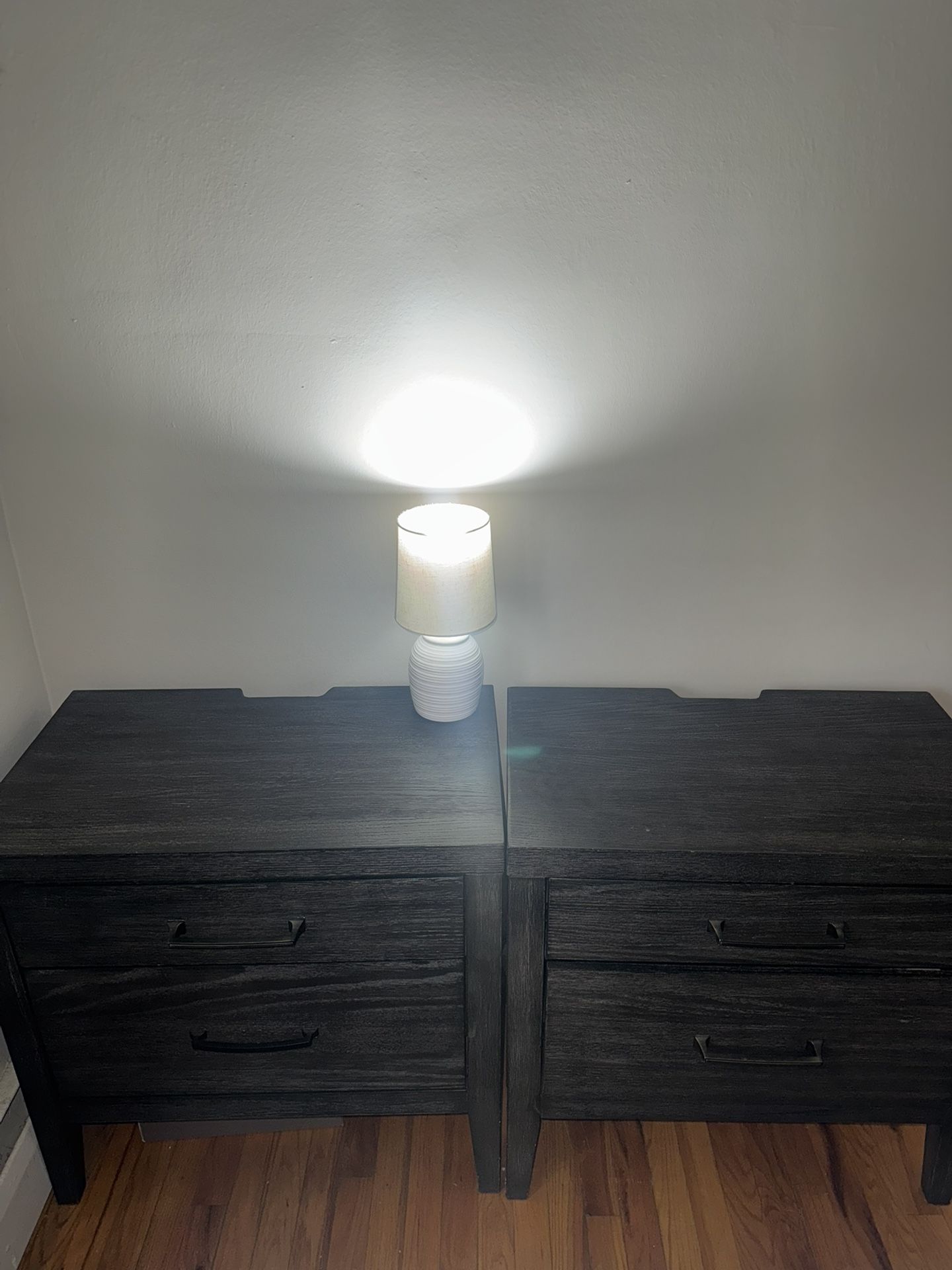 Set Of 2 BedSide Tables 