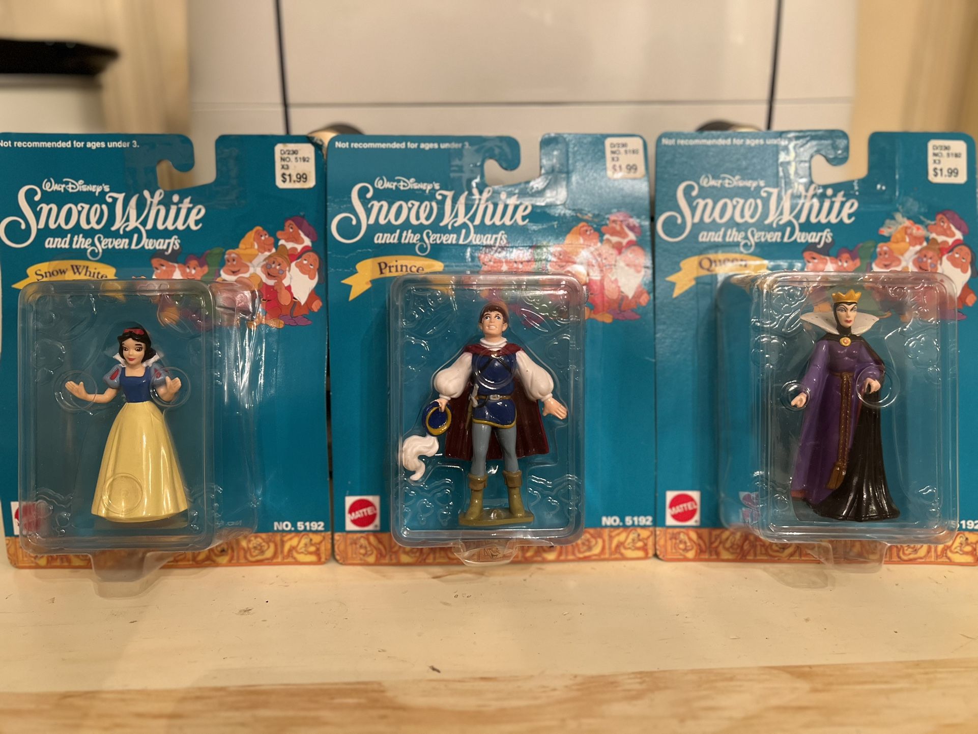 VINTAGE Disney Plastic Snow White & the Seven Dwarfs Mattel Snow White, Queen, And Prince