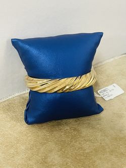 Gold Bangle 