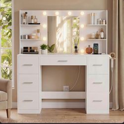 Vanity Dresser With 20W Fast Charging Light
