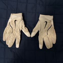 nike gloves