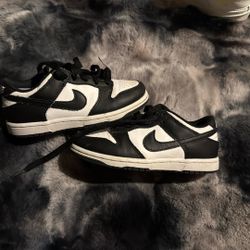 nike dunk low little kids size 12C 