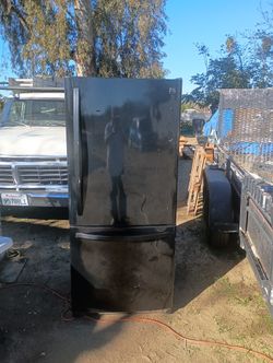 Kenmore Refrigerator 