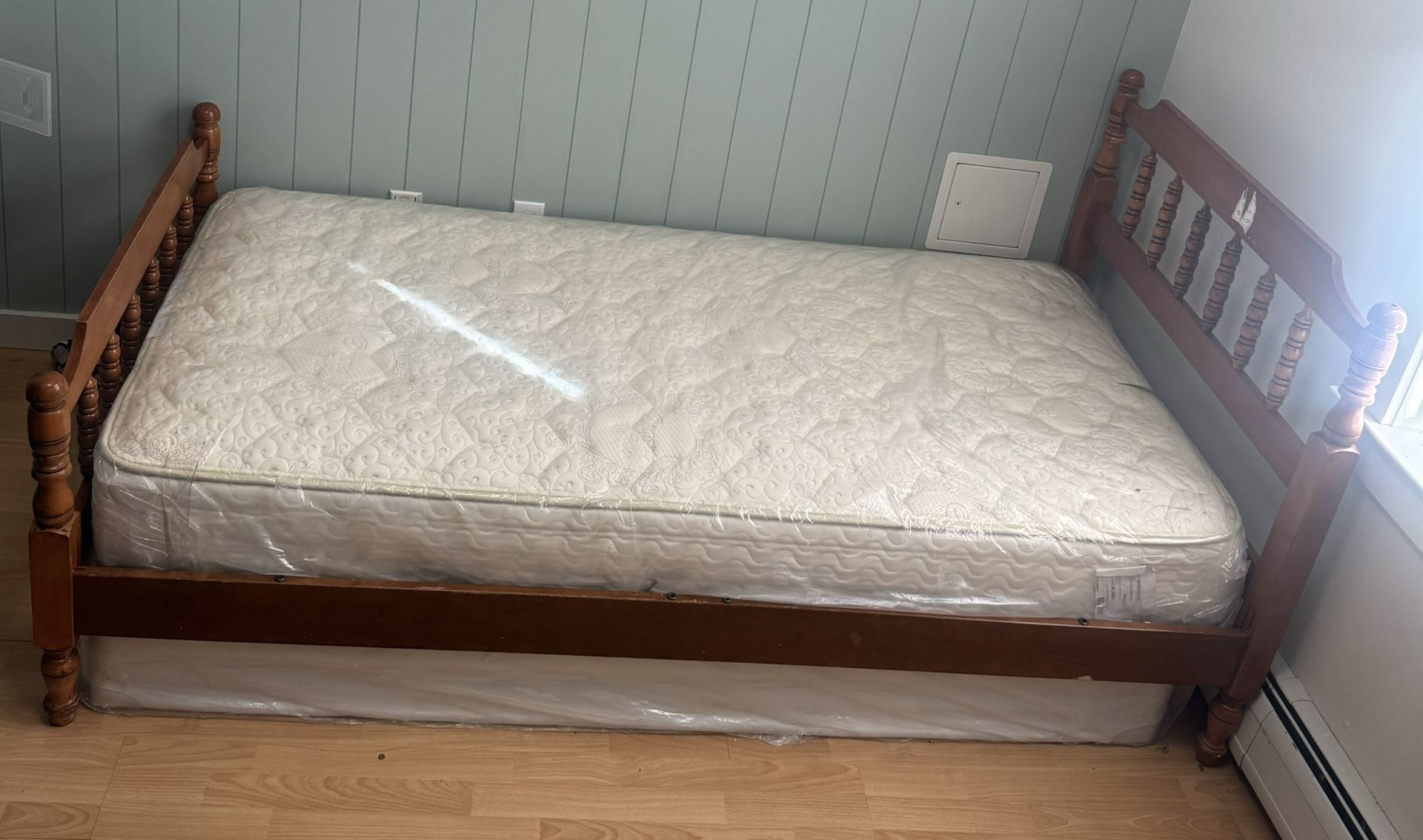 Twin Bed Frame And Mattress