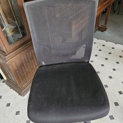 Office Chair With Adjust Heigh