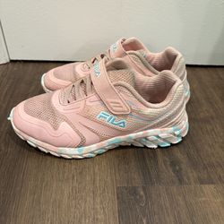 Girls FILA Gym Shoes Sneakers Size 1.5