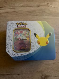 Pokemon 30th Celebration Sylveon Tin