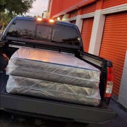 King sizes new 2 box spring can deliver 