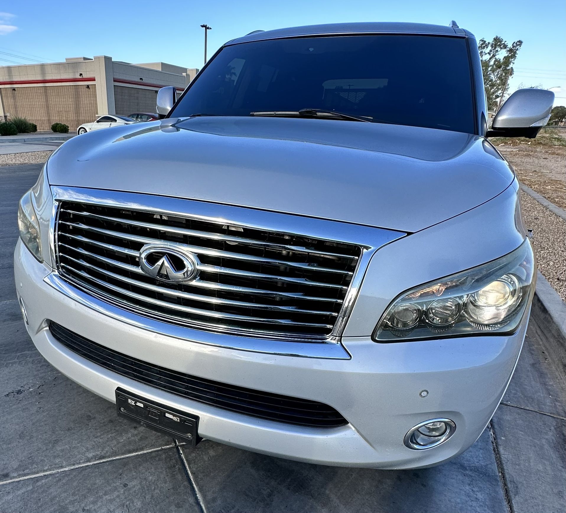 2013 Infiniti Qx56