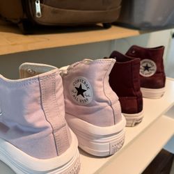 2 Pairs Converse 