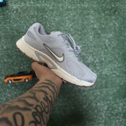 NIKE V5 RNR 