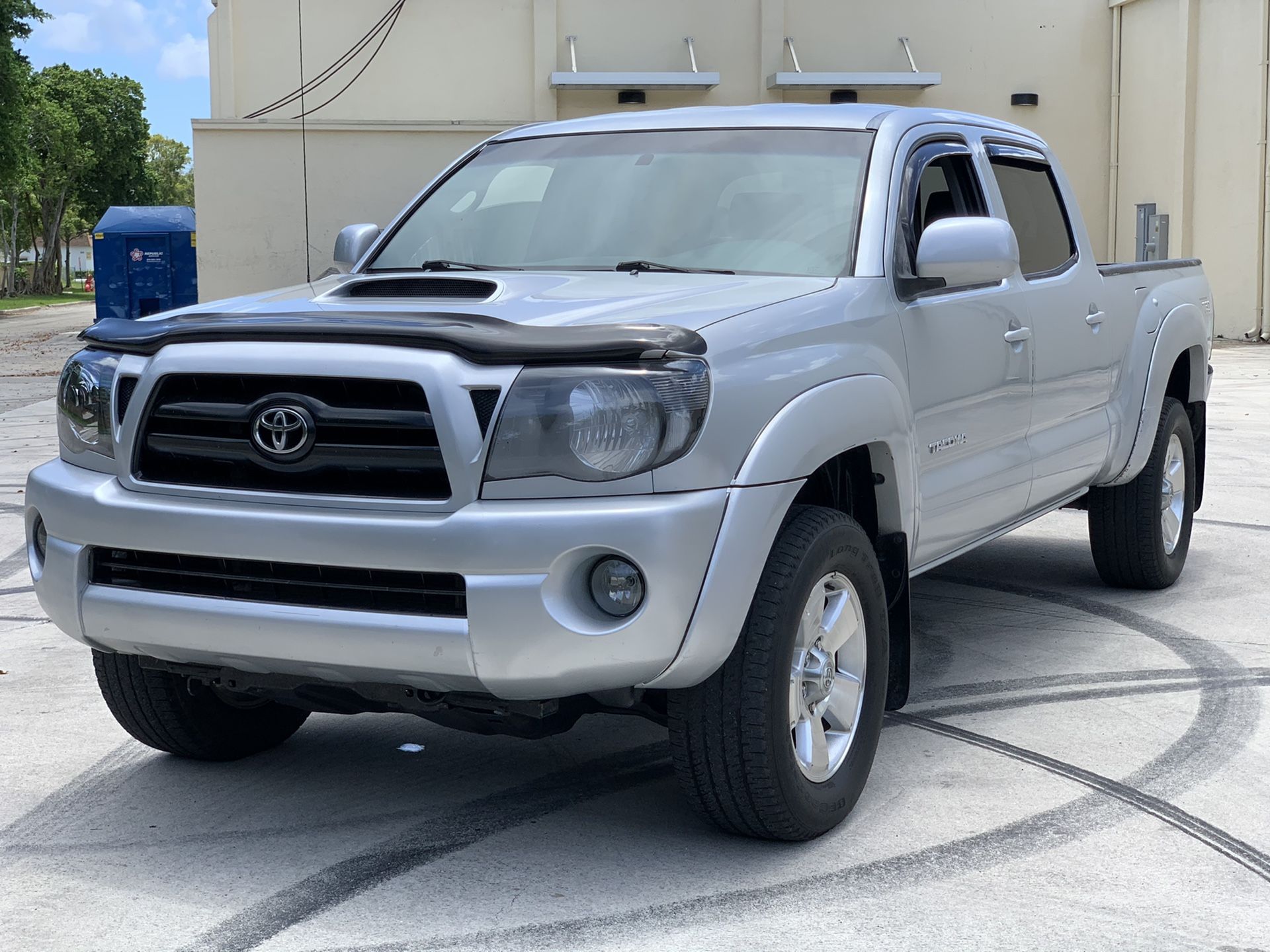 2006 TOYOTA TACOMA LONG BED V6 TRD SPORT for Sale in Miramar, FL - OfferUp