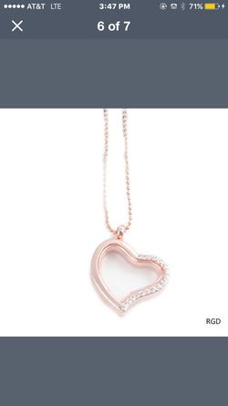 Rose gold open heart necklace!