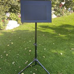 Adjustable Music Stand – Great Condition
