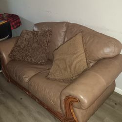 3 Piece Couch 