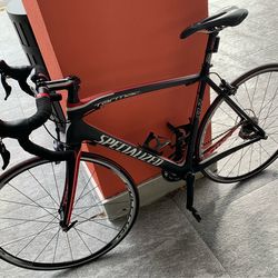 Specialized “Tarmac” Road/Racing Carbon Fiber Bicycle