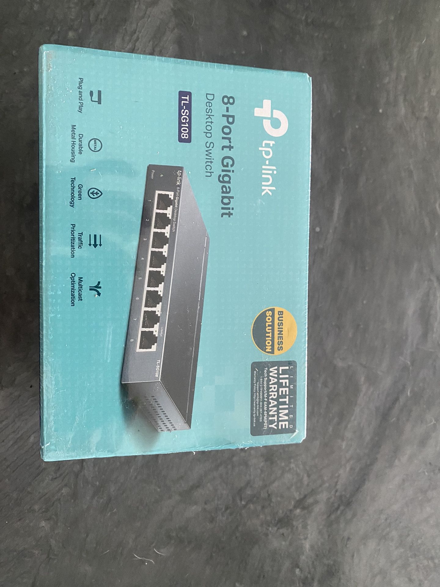 Tp - link 8- Port Gigabit Desktop Switch