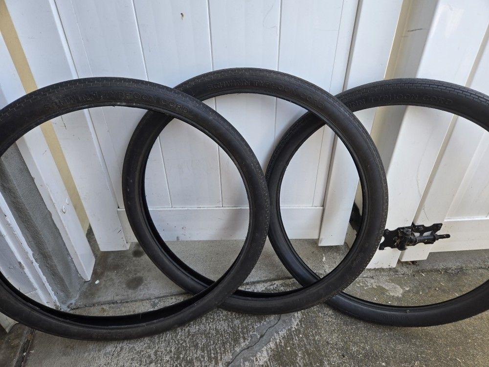 schwinn typhoon tires 26 inch