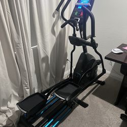 Nautilus E618 Elliptical