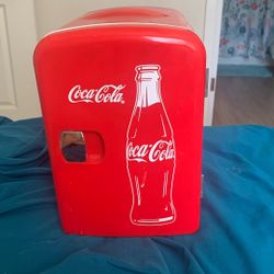 Mini Fridge 