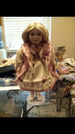 RARE Vintage MELLISA VASTELLI Porcelain Doll with Stand