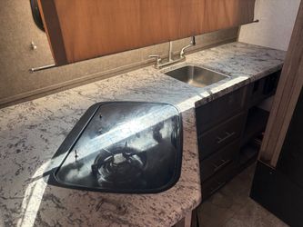 RV Single Burner Propane Cooktop refrigerator, and microwave