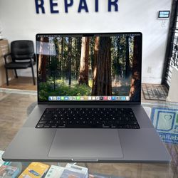 Apple Macbook Pro 16” 2021. M1 Pro 16gb RAM, 512gb SSD.
