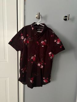 Hollister Floral Short Sleeve Button-Up Shirt size small