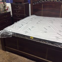King Bed 599