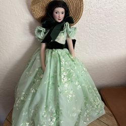 Franklin Mint Heirloom Porcelain Doll