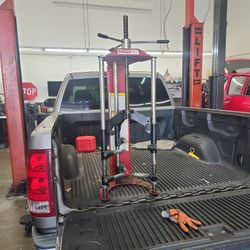 Strut Compressor 
