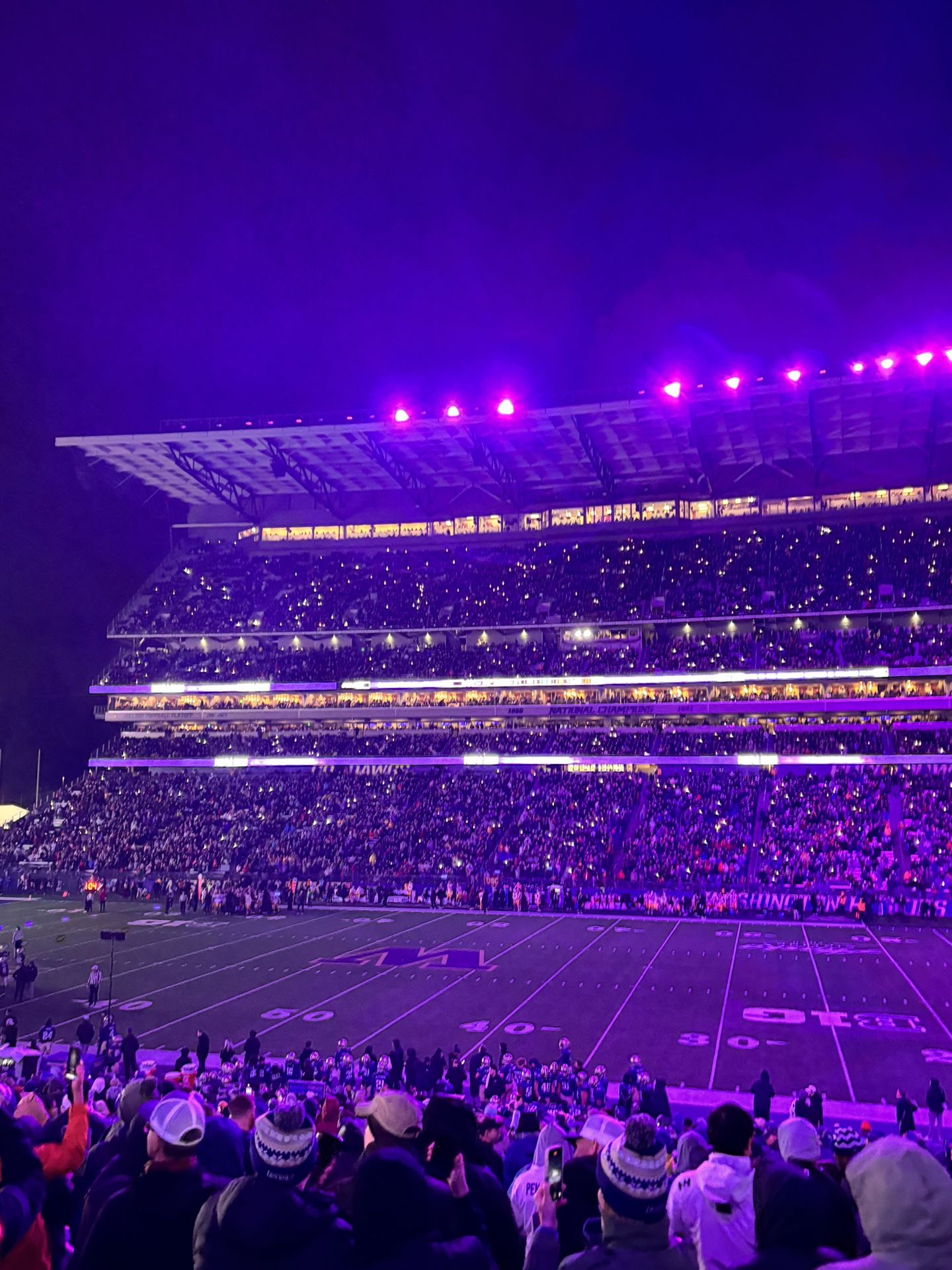 UW Huskies Vs. UCLA Bruins Football Tickets