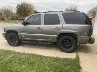 2005 GMC Yukon Denali