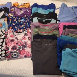 Women's Scrubs, 10 Pairs Of Pants, 17 Tops. Mostly Size M