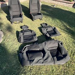 Mustang Seats 