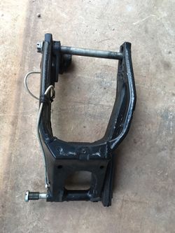 2005 Suzuki GSX-R 1000 stock swing arm with caliper and braided brake line