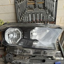 Ford Ranger Headlight 