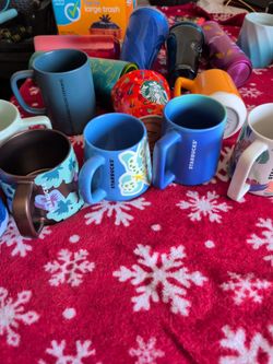 Lot of Starbucks Mugs And Tumblers
