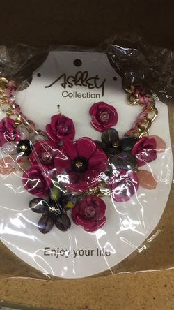 Fashion necklace