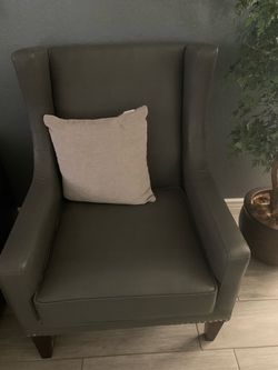 Beautiful chairs pair