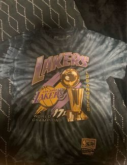 Mitchell & Ness Lakers Hardwood Classics  T-Shirt (Negotiable)