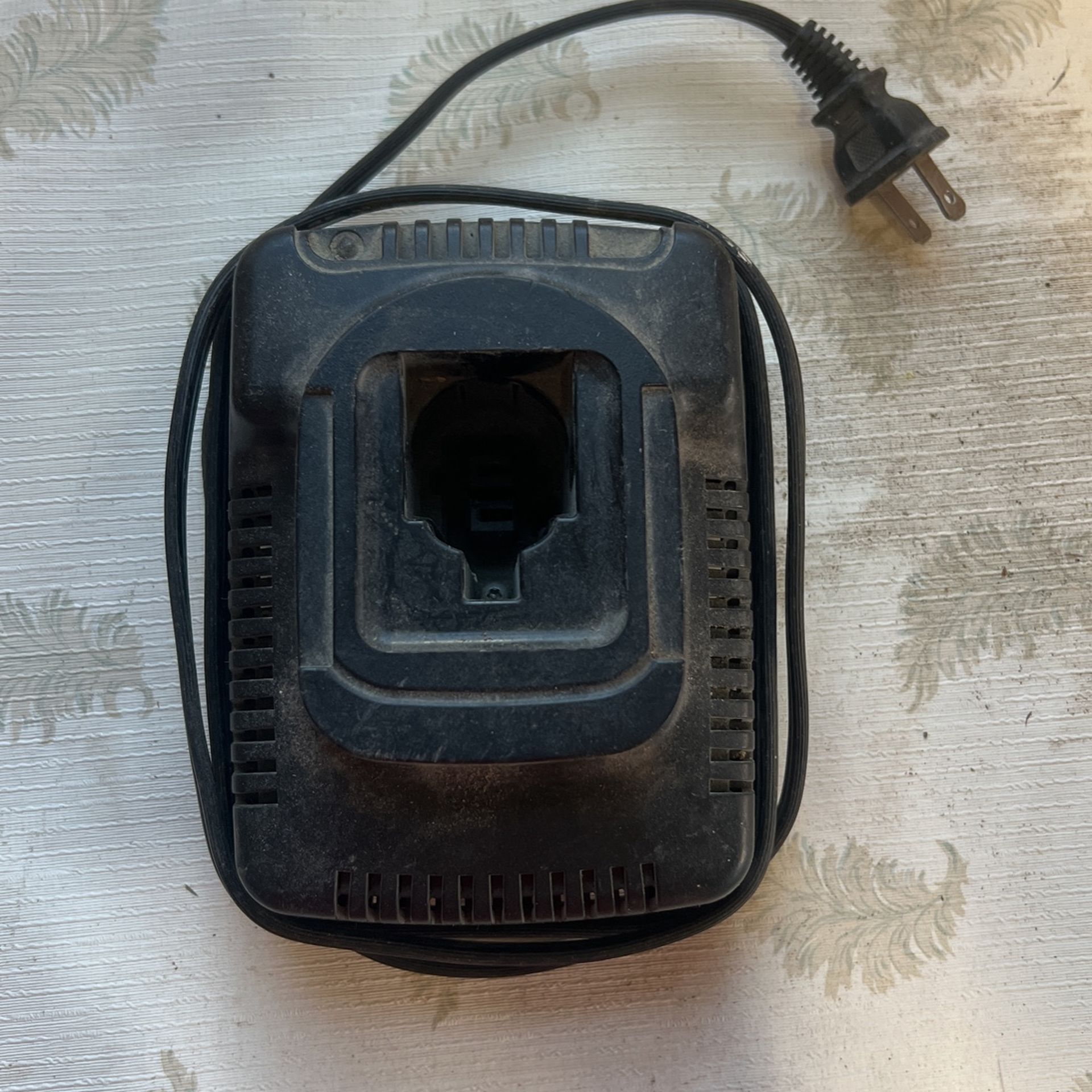 DeWalt Charger 18v