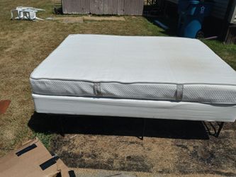 Queen mattress and box